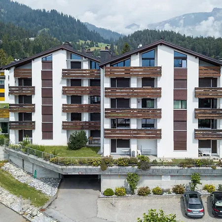 Casa Cannaretsch * Laax